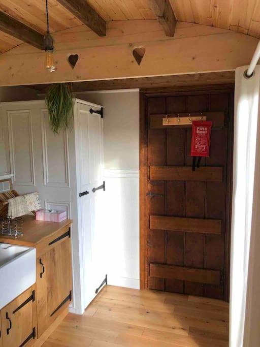 Aspen Leaves: The Perfect Farm Retreat Βίλα Graffham Εξωτερικό φωτογραφία